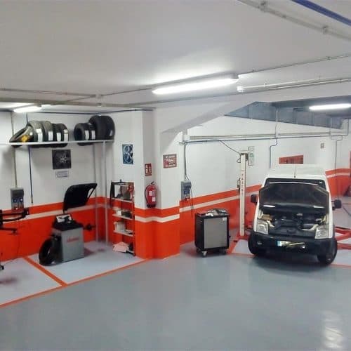 Instalaciones del taller mecánico Santana en Verín