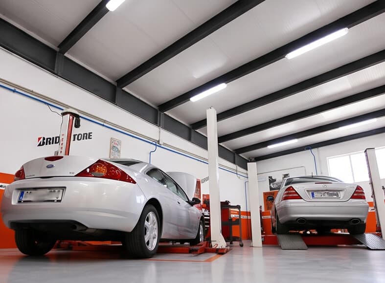 Cambio de piezas compatibles Aixam, Ligier y Microcar en Verín